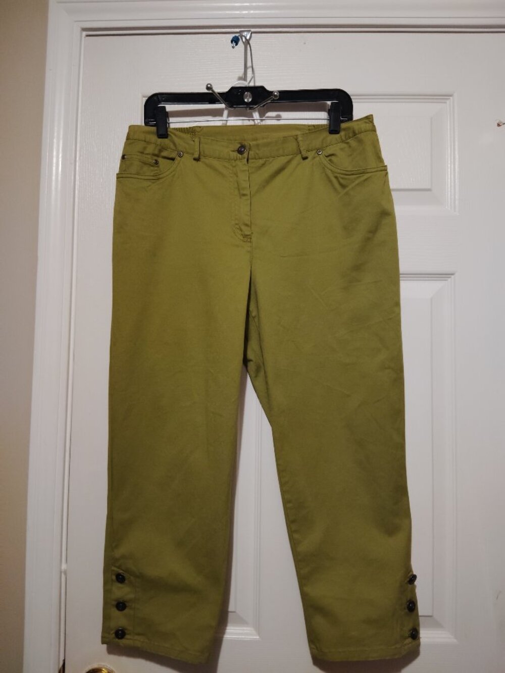 Ruby Rd favorites womens size 10 Olive Green Stretch 98% Cotton Pants Button hem - Picture 2 of 5